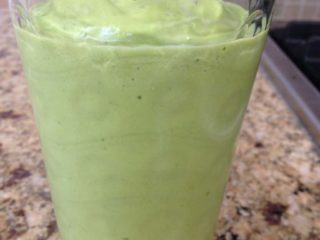Peach-Mango Green Smoothie