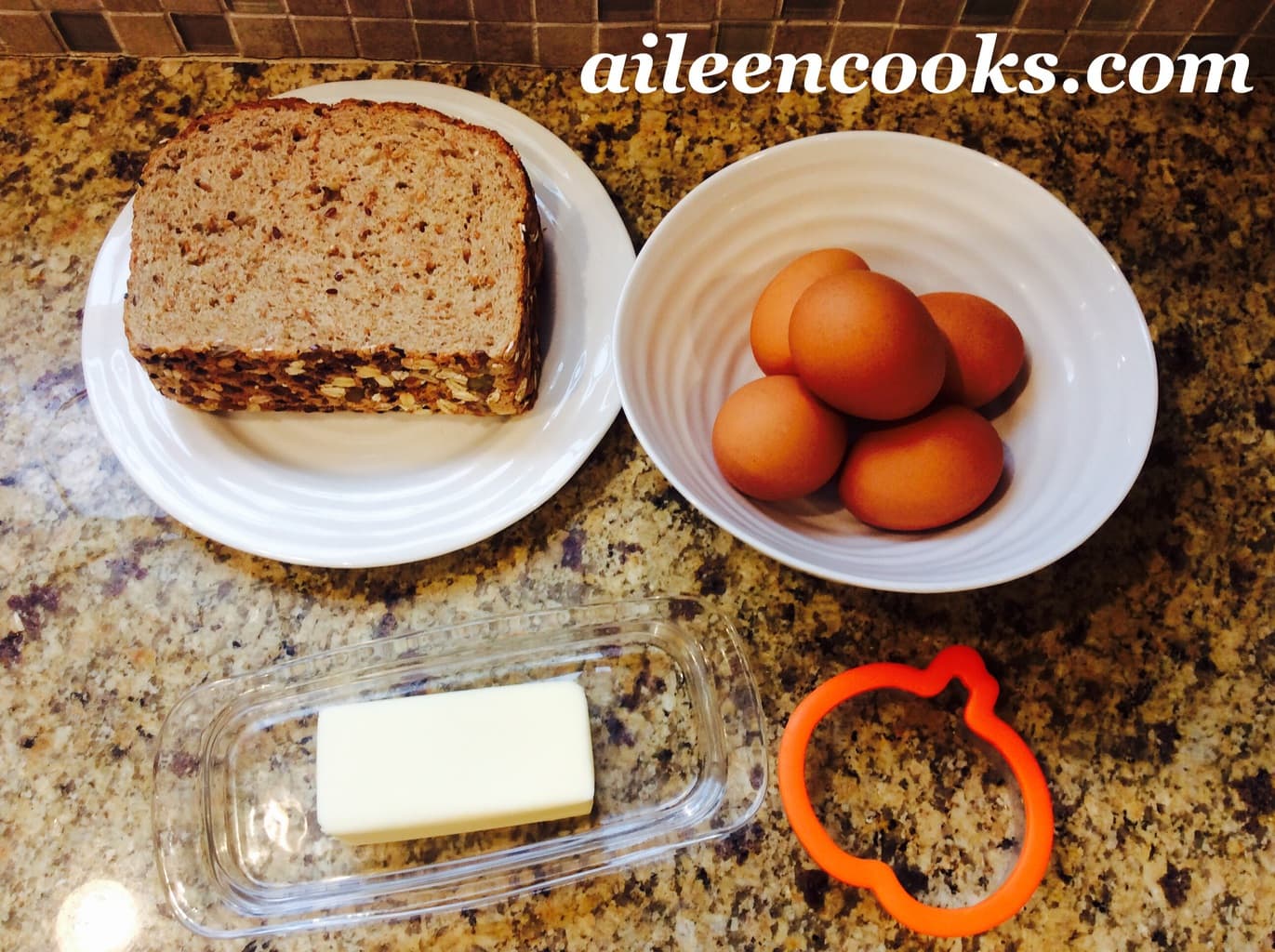 Cooking with Kids: Eggs in a Basket | aileencooks.com