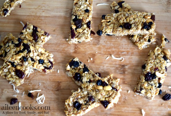 Fruit and Nut Chewy Granola Bars Recipe.. This healthy, no-bake granola bar recipe is made with coconut oil, honey, rolled oats, and dried fruits. These bars are deliciuos and perfect for on the go snacking. 