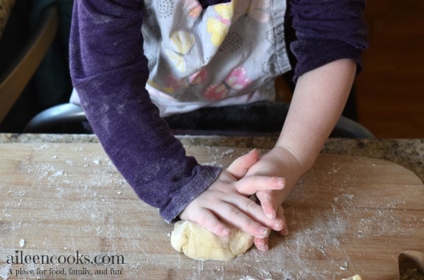 Cooking With Kids: Soft Pretzels. Get your kids in the kitchen with this fun recipe for soft pretzels. This recipe makes traditional salted soft pretzels and cinnamon sugar soft pretzels. Recipe from aileencooks.com.