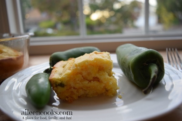 Fast and easy corn bread made with jalapenos and sharp cheddar. Recipe form aileencooks.com.