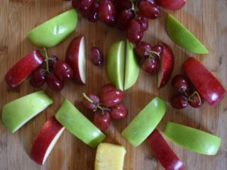 Healthy Christmas Tree Fruit Platter