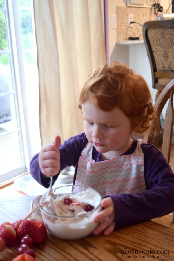 Make this healthy valentine's day snack for kids. Fruit Kabobs with Strawberry Dip. This is a yummy and healthy snack that is perfect for a cooking with kids activity. Recipe from aileencooks.com.