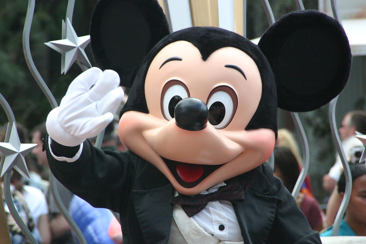 5 Ways to Save Money at Disneyland