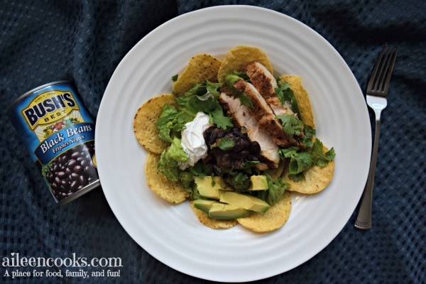 This black bean and chicken taco salad is an easy and healthy weeknight meal!