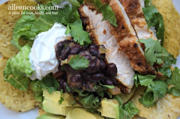 This black bean and chicken taco salad is an easy and healthy weeknight meal!