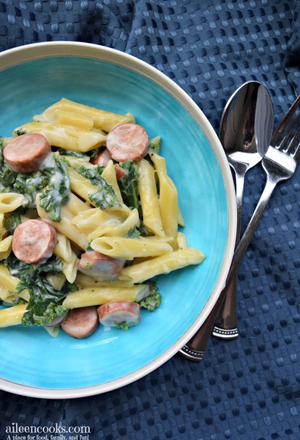 One Pot Smoked Sausage and Kale Pasta - Aileen Cooks