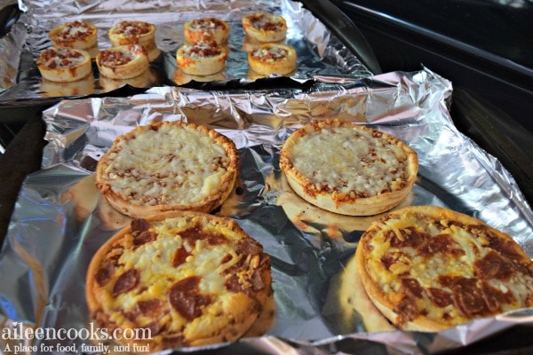 Gameday Pizza Bites - Fun football shaped appetizers for the big game!