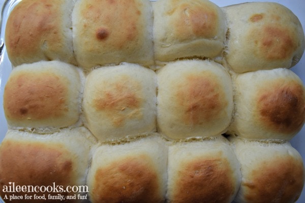 30 minute dinner rolls are perfect for Thanksgiving dinner or as the base for sliders!