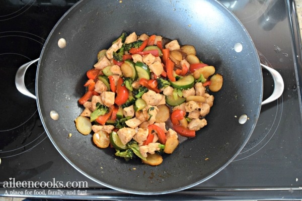 wok-chicken-vegetables