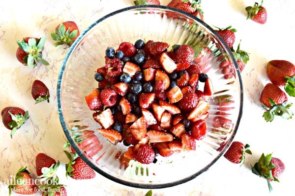 bowl-fruit-salad