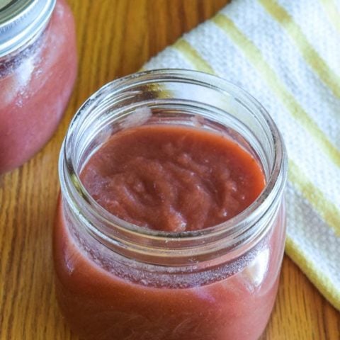 instant pot strawberry applesauce in pint sized mason jar