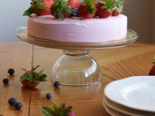 No-Bake Strawberry Cheesecake