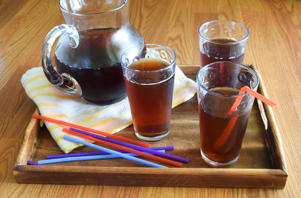 Instant Pot Sweet Tea - Fork To Spoon