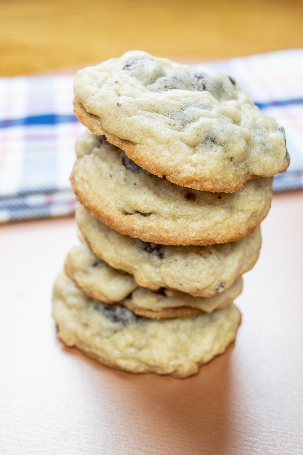 A stack of 5 salted chocolate chip cookies.