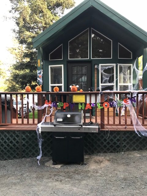 A cabin at the Petaluma KOA decorated for Halloween.