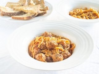 Instant Pot Spaghetti and Meatballs