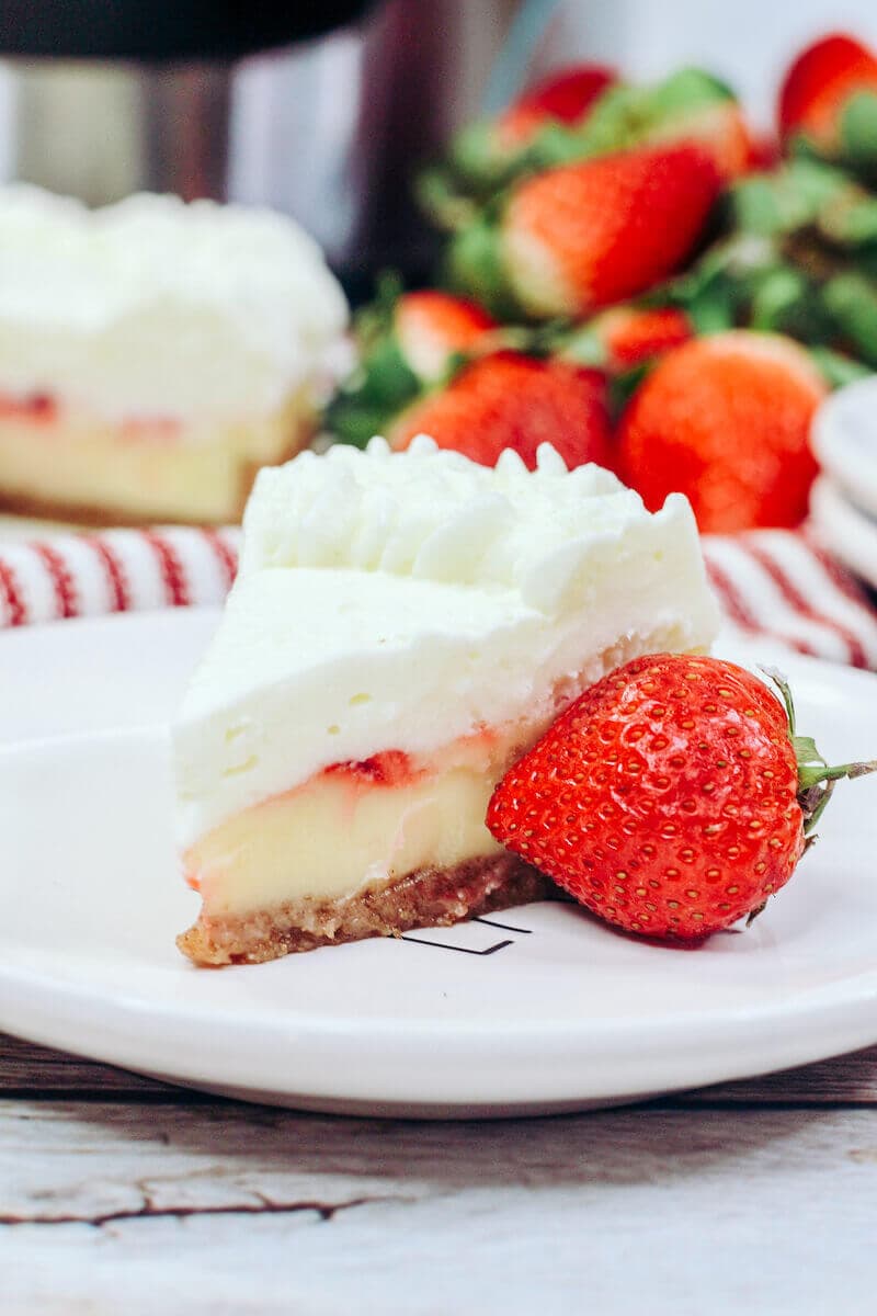 Instant Pot Cheesecake with Strawberries – ecozoi