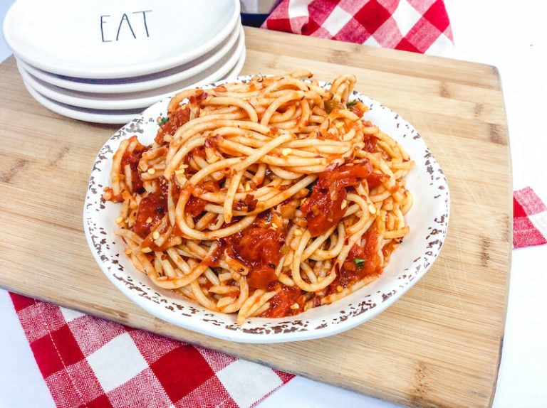 Instant Pot Spicy Spaghetti