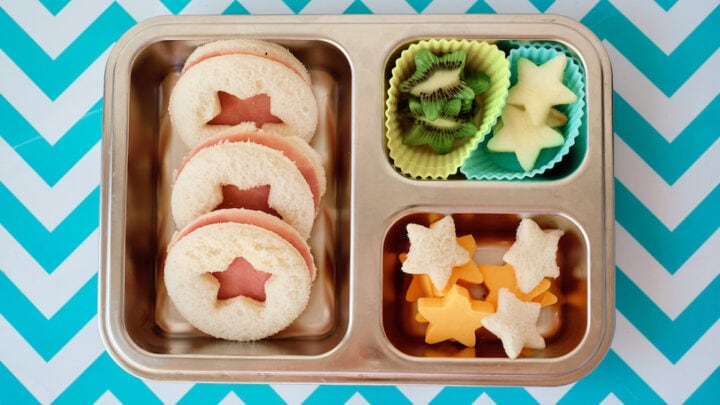 [تصویر:  Star-Themed-Lunch-for-Kids-7-720x405.jpg]