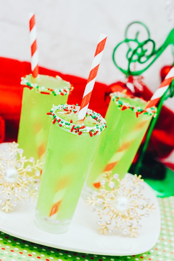 Grinch Christmas Shots - Aileen Cooks