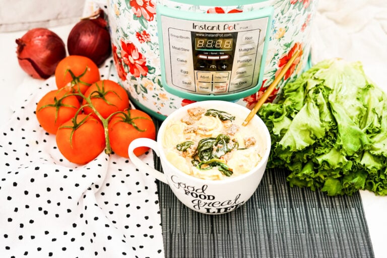 Easy Instant Pot Tortellini Soup