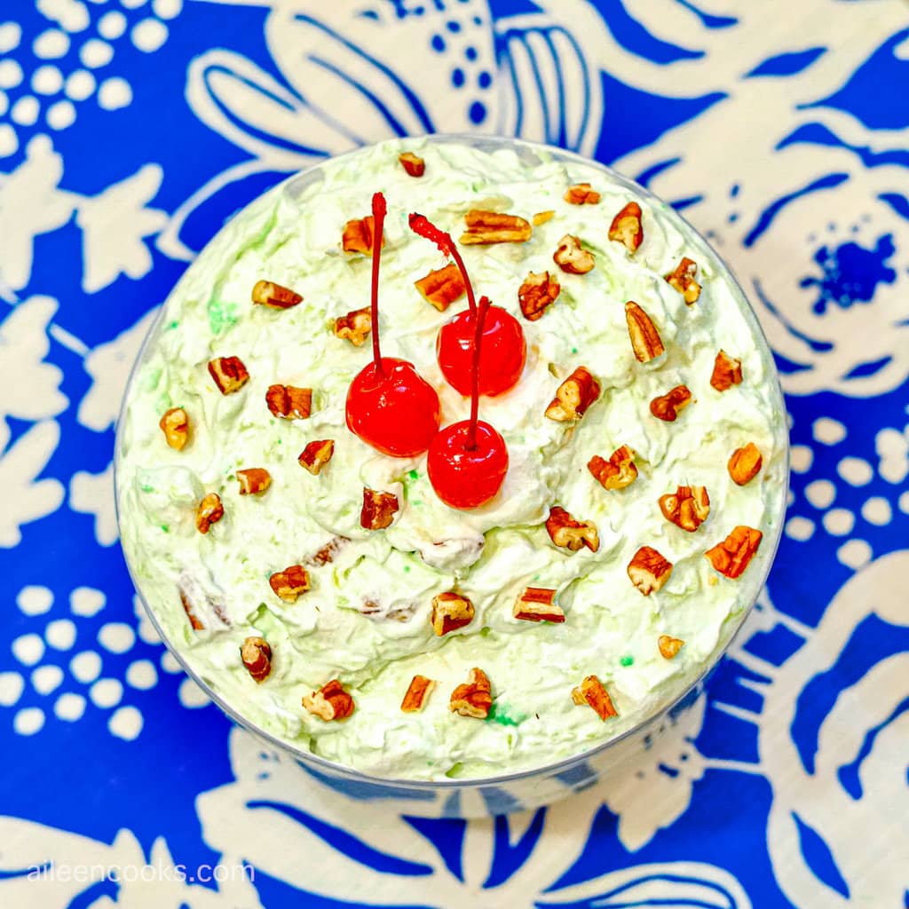 Watergate Salad - Aileen Cooks
